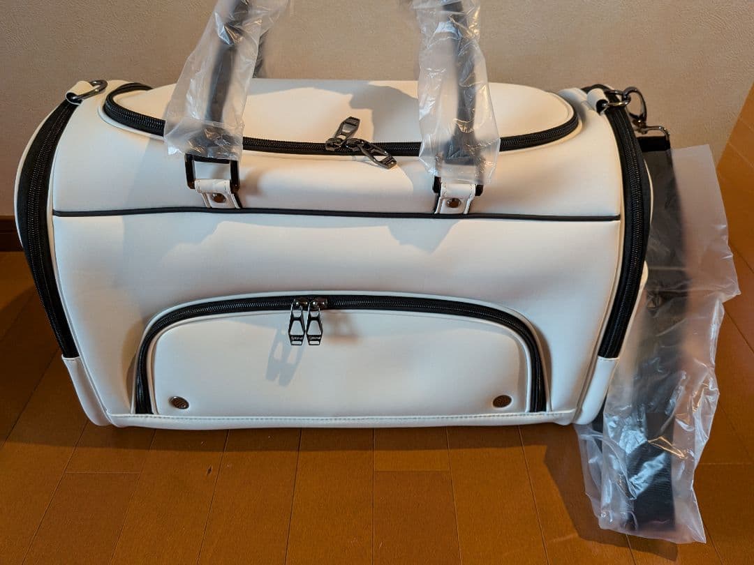 スリクソンSRIXON ホワイトボストンバッグ　GCB-S205