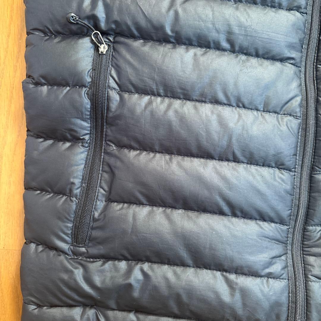 patagonia 黒 ダウンベスト　値下げOK