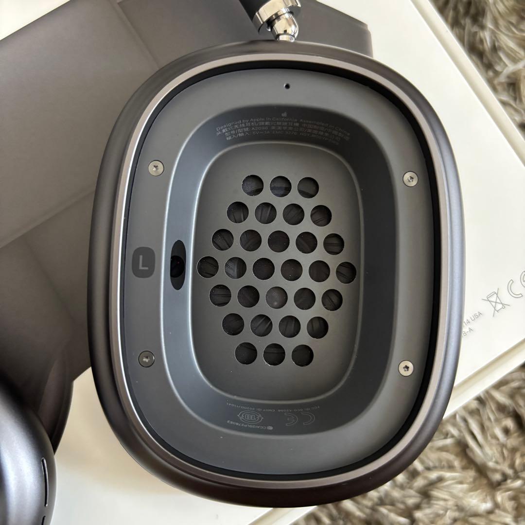 AirPods Max スペースグレー　Lightning ライトニング