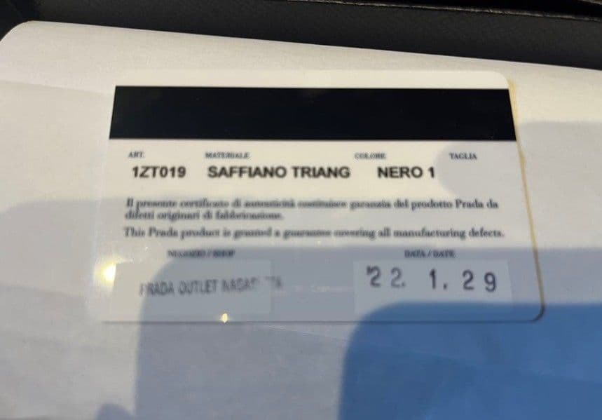 プラダ★モバイルケース★黒　携帯ケース　美品