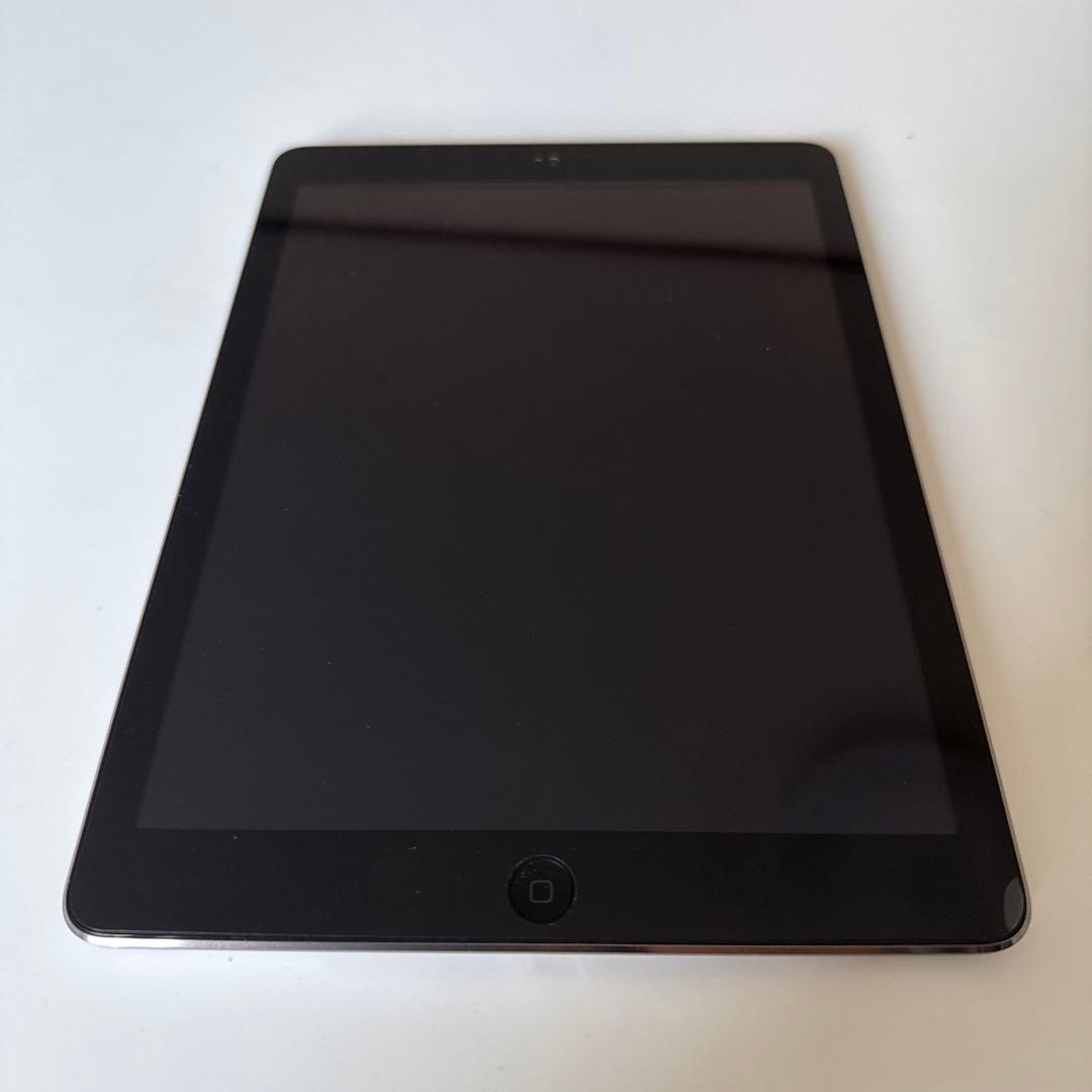 iPad Air 第1世代 64GB スペースグレイ Wi-Fiモデル