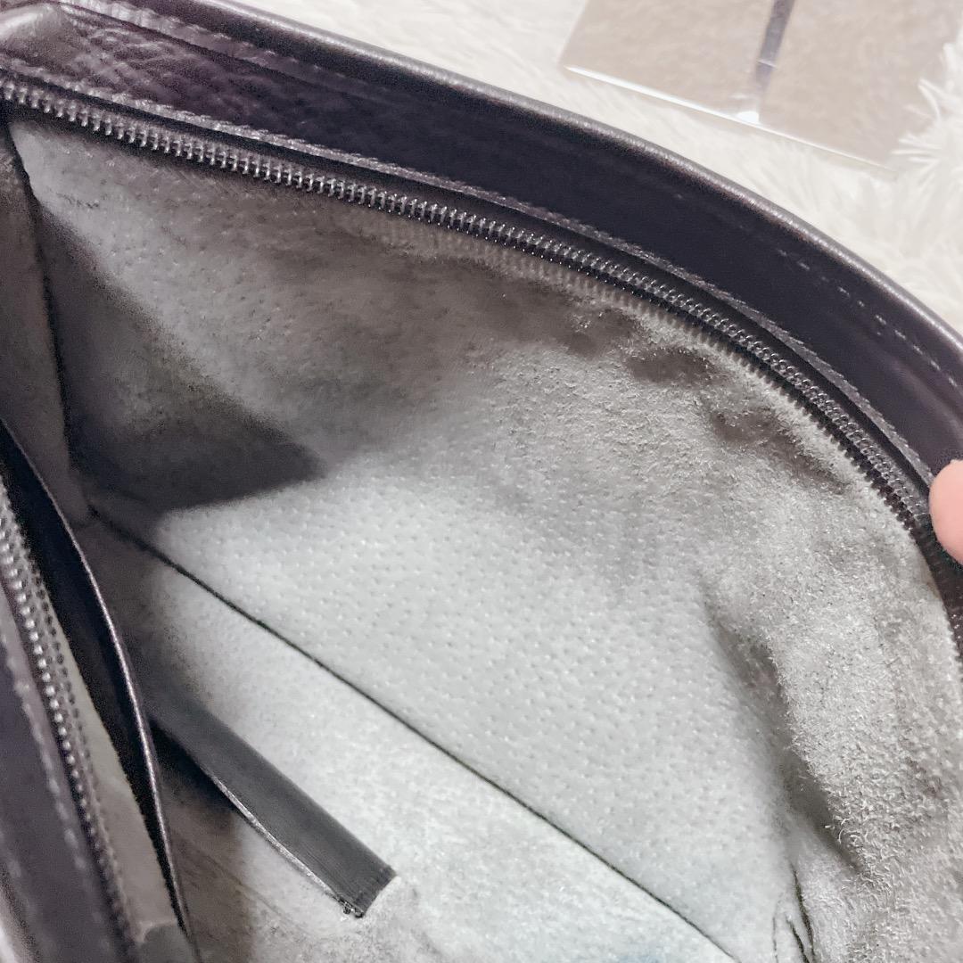 ロエベ　セカンドバッグ　本革　ブラック　ゴールド金具　クラッチバッグ　黒色