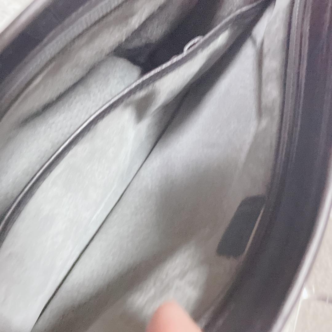 ロエベ　セカンドバッグ　本革　ブラック　ゴールド金具　クラッチバッグ　黒色