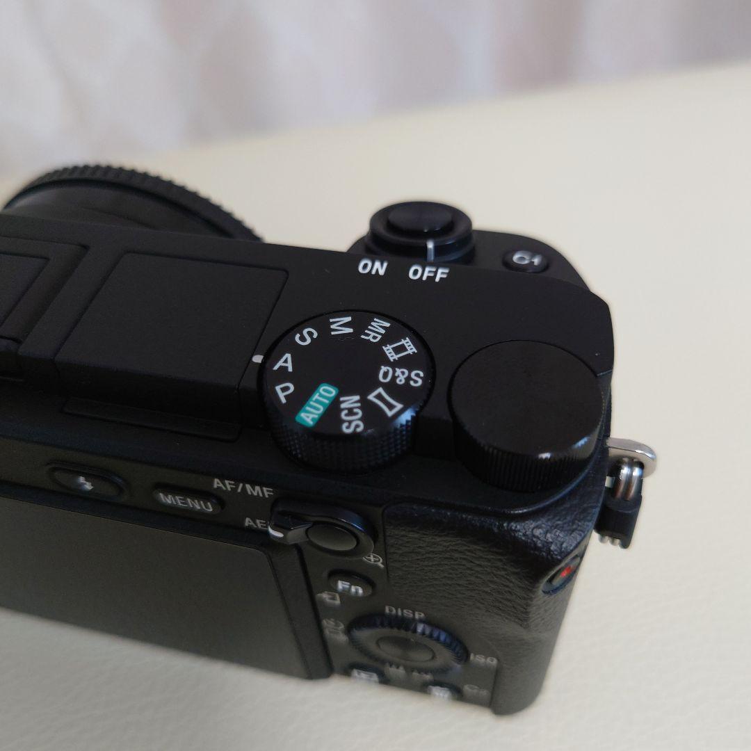 [美品]SONY α6400 APSCミラーレスカメラ