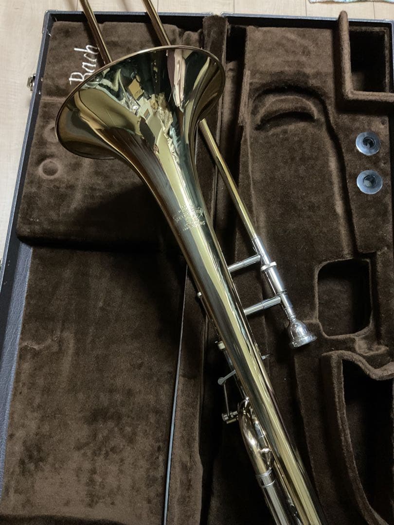 美品！Bach バック　中細管　テナーバストロンボーン　36BOGL 即演奏可能