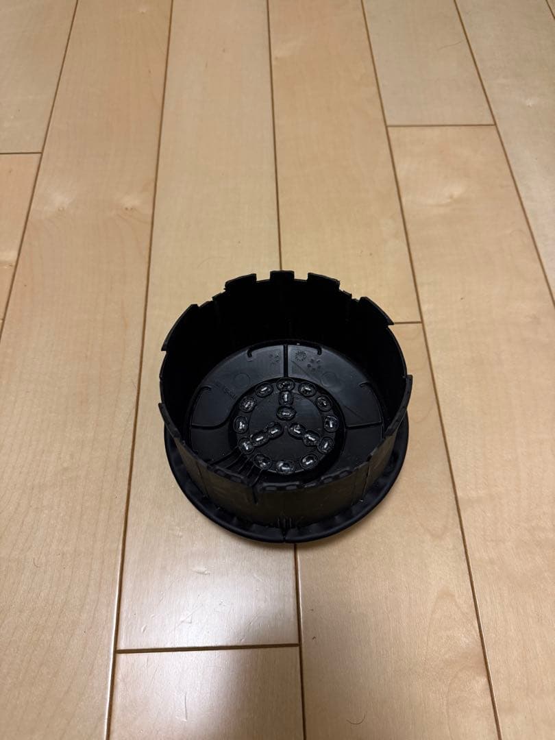 イ*ー様 【新品】メルセデスベンツ エアバッグカバー（赤ステッチ / ブラックレ