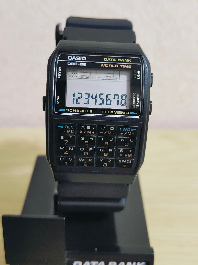CASIO DBC-62 DATA BANK デジタル腕時計