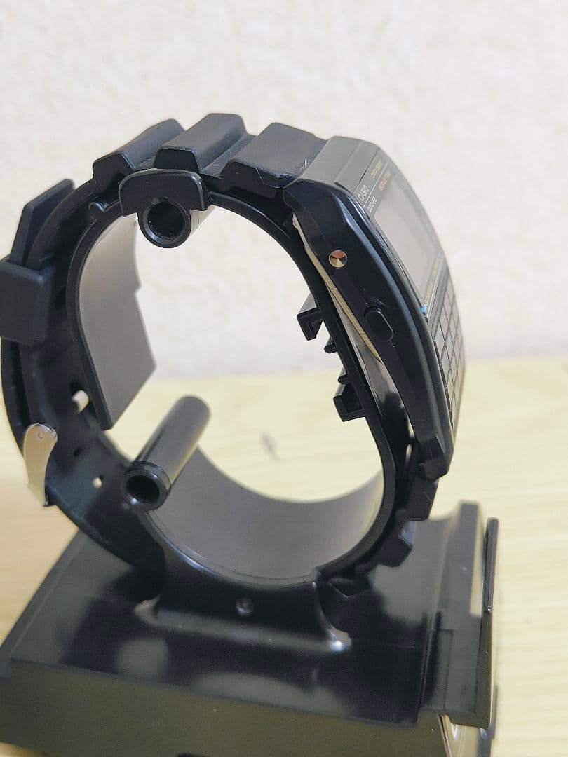 CASIO DBC-62 DATA BANK デジタル腕時計