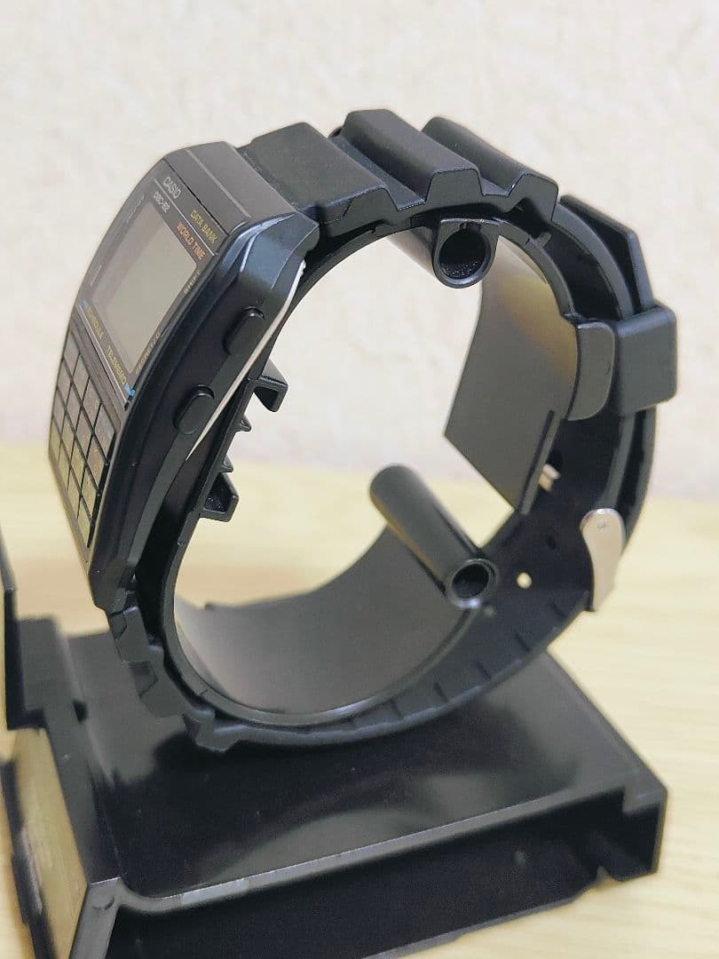 CASIO DBC-62 DATA BANK デジタル腕時計