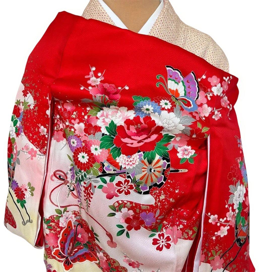 着物　お宮参り　産着　祝着　花車　蝶　四季草花　女の子　襦袢付き　クリーニング済