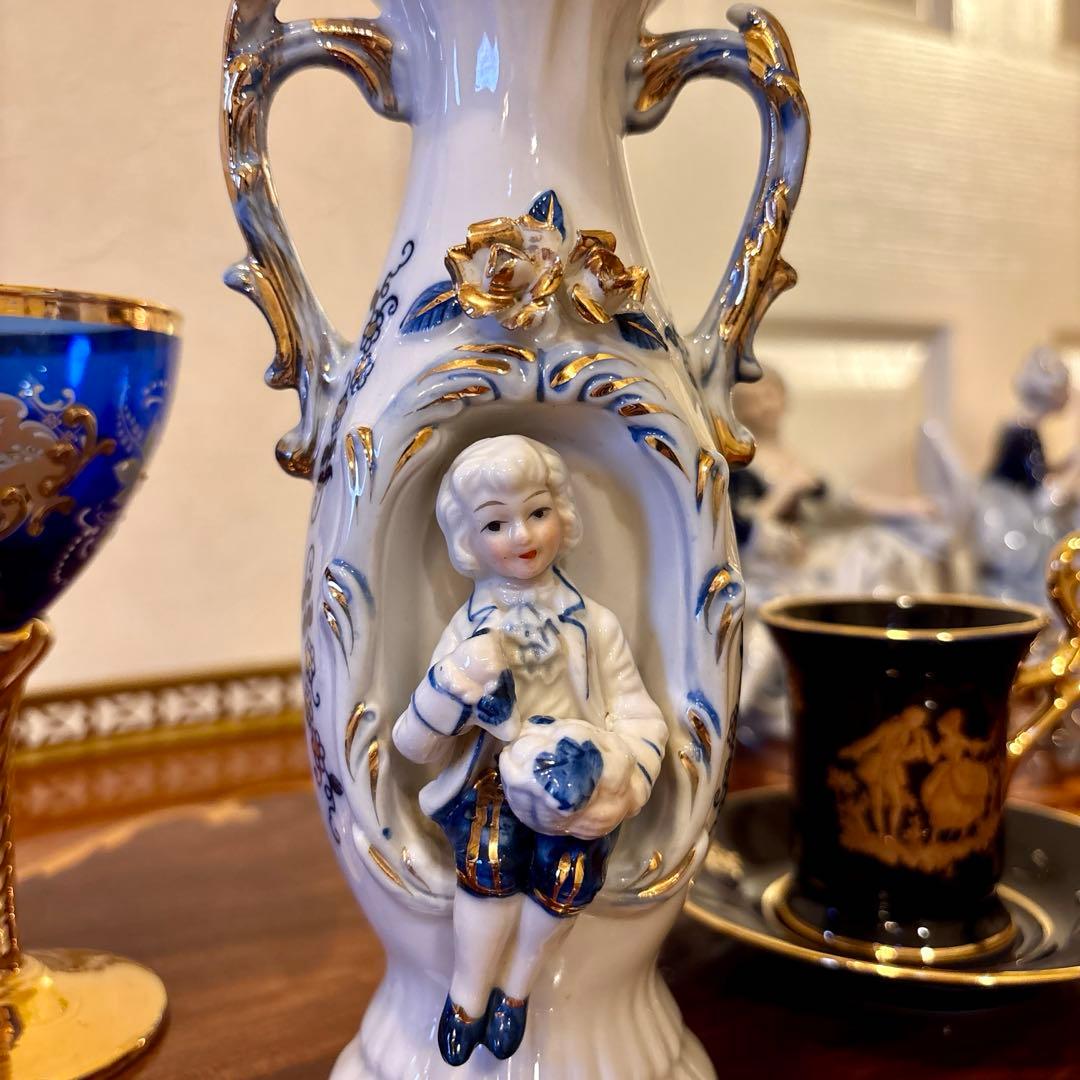 イタリア製 飾り棚 (画像3枚目ベネチアグラスと陶器 花瓶はオマケです)