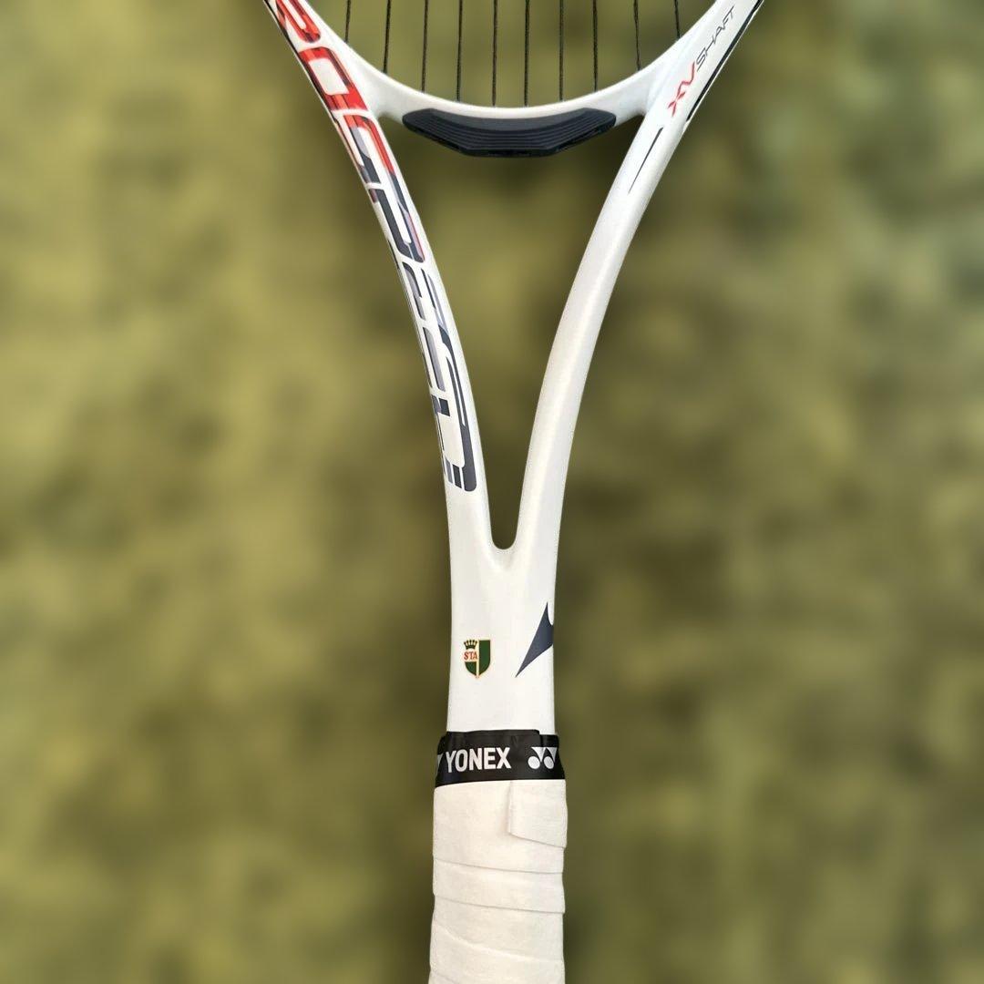 ☆最終再お値下げ☆MIZUNO V-01 軟式テニスラケット　ほぼ新品(^^)