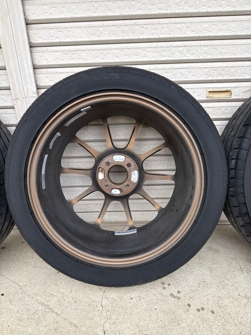 か*な様 RAYS ボルクレーシング ZE40 17インチ