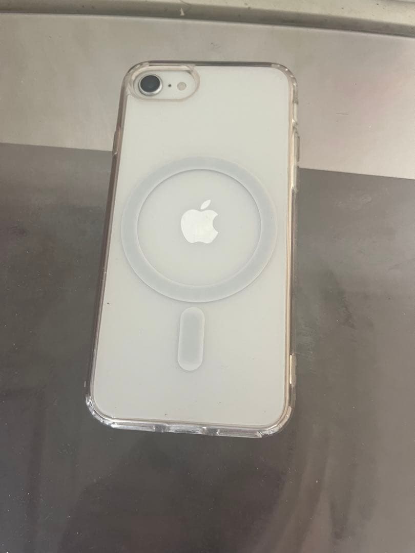 Apple iPhone SE (第2世代) ホワイト128G バッテリー74%