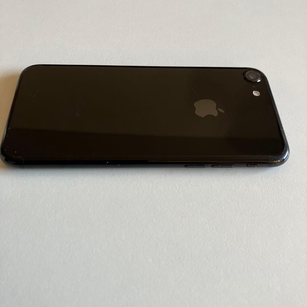 Apple iPhone 7 ブラック　※ジャンク品　部品取り用