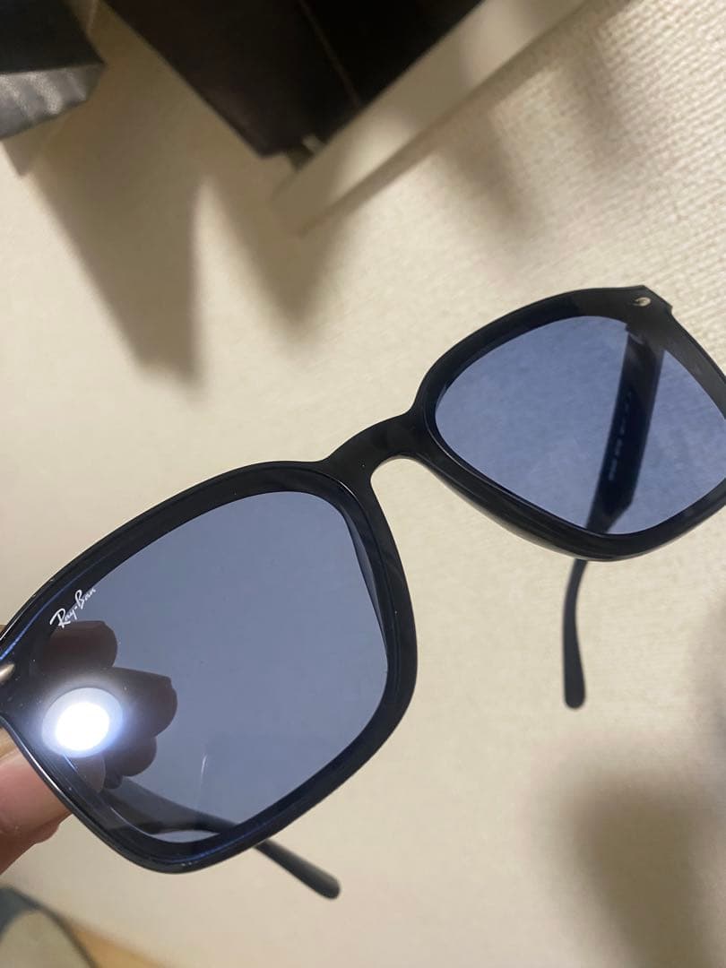 Ray-Ban RB 4392D サングラス ブルーレンズ