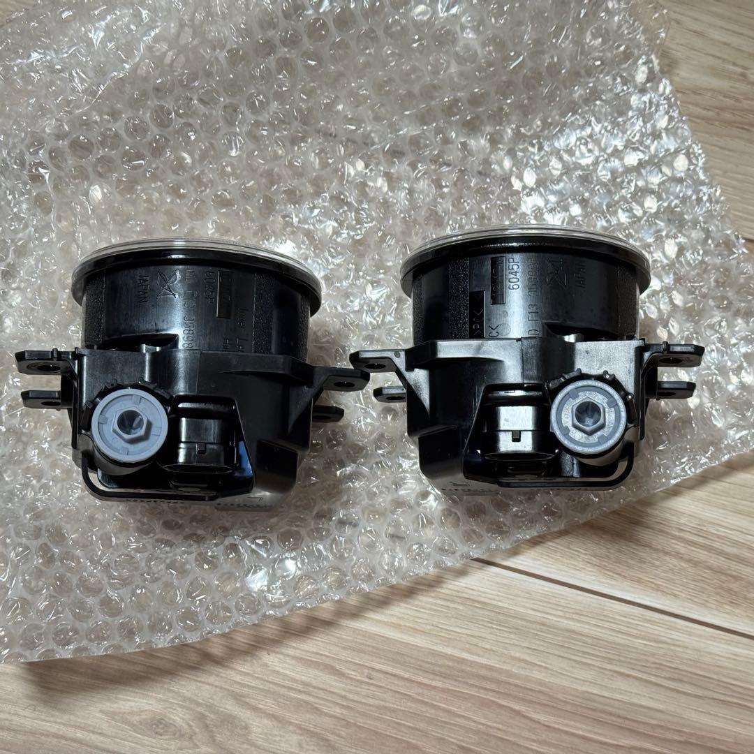 BT5 新車外し　標準　LEDフォグランプ