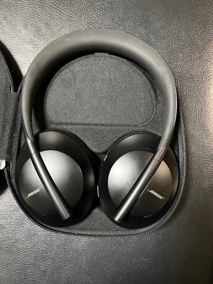 ☆美品☆Bose ワイヤレスヘッドホン ブラック　NC700