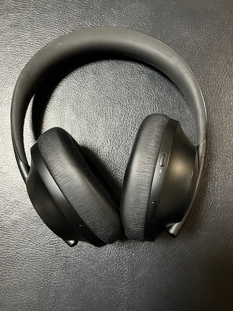 ☆美品☆Bose ワイヤレスヘッドホン ブラック　NC700