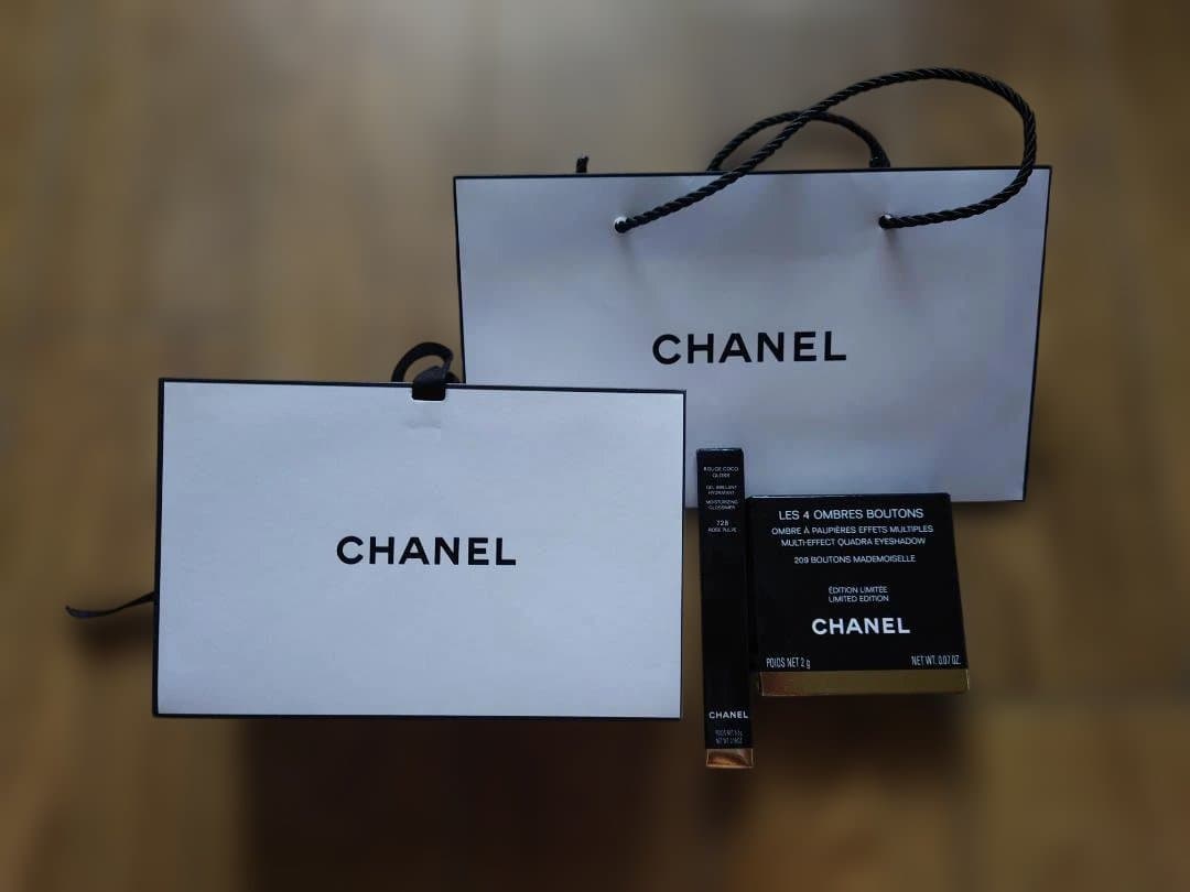 CHANEL アイシャドウパレット209 リップグロス728　セット