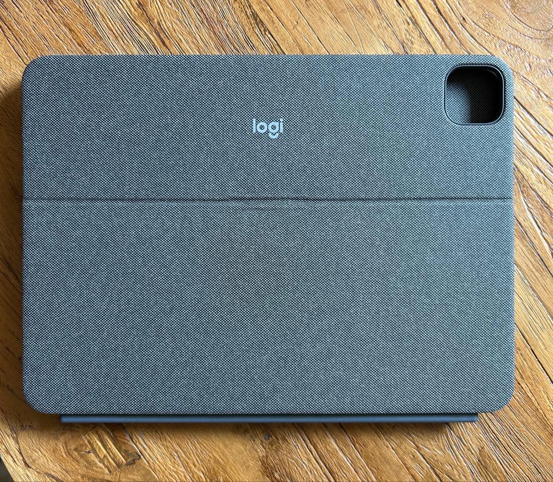 11インチiPad ProロジクールCombo Touch Keyboard