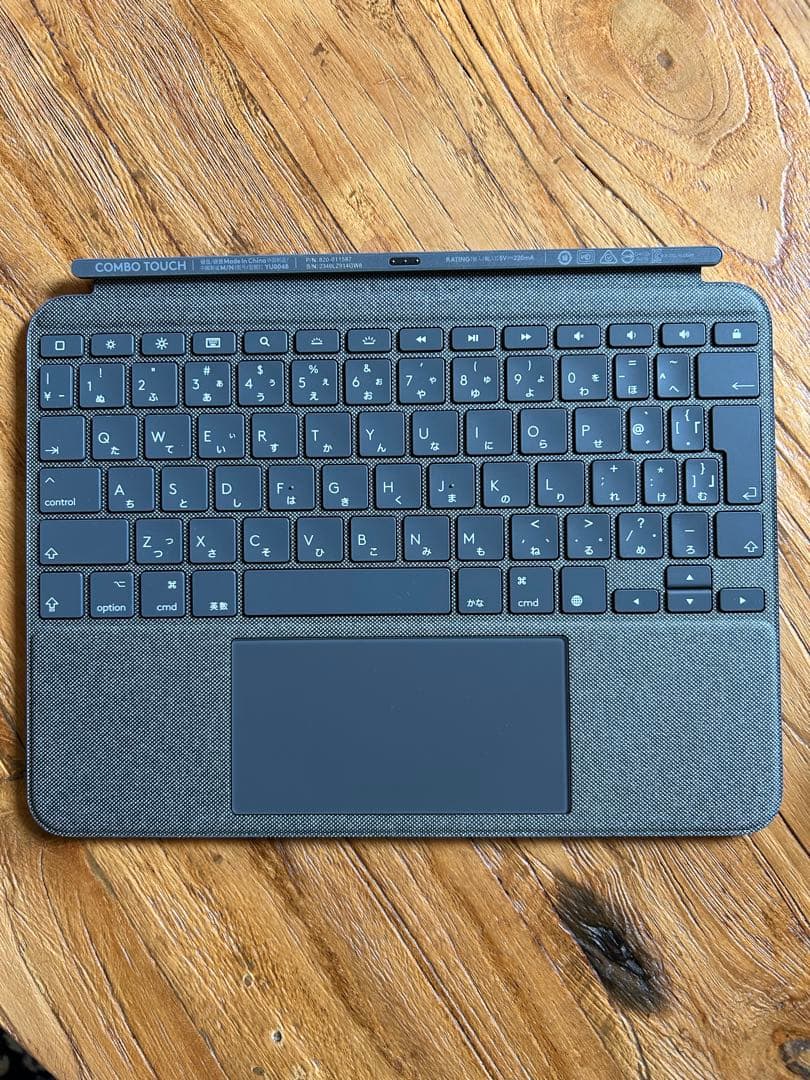 11インチiPad ProロジクールCombo Touch Keyboard