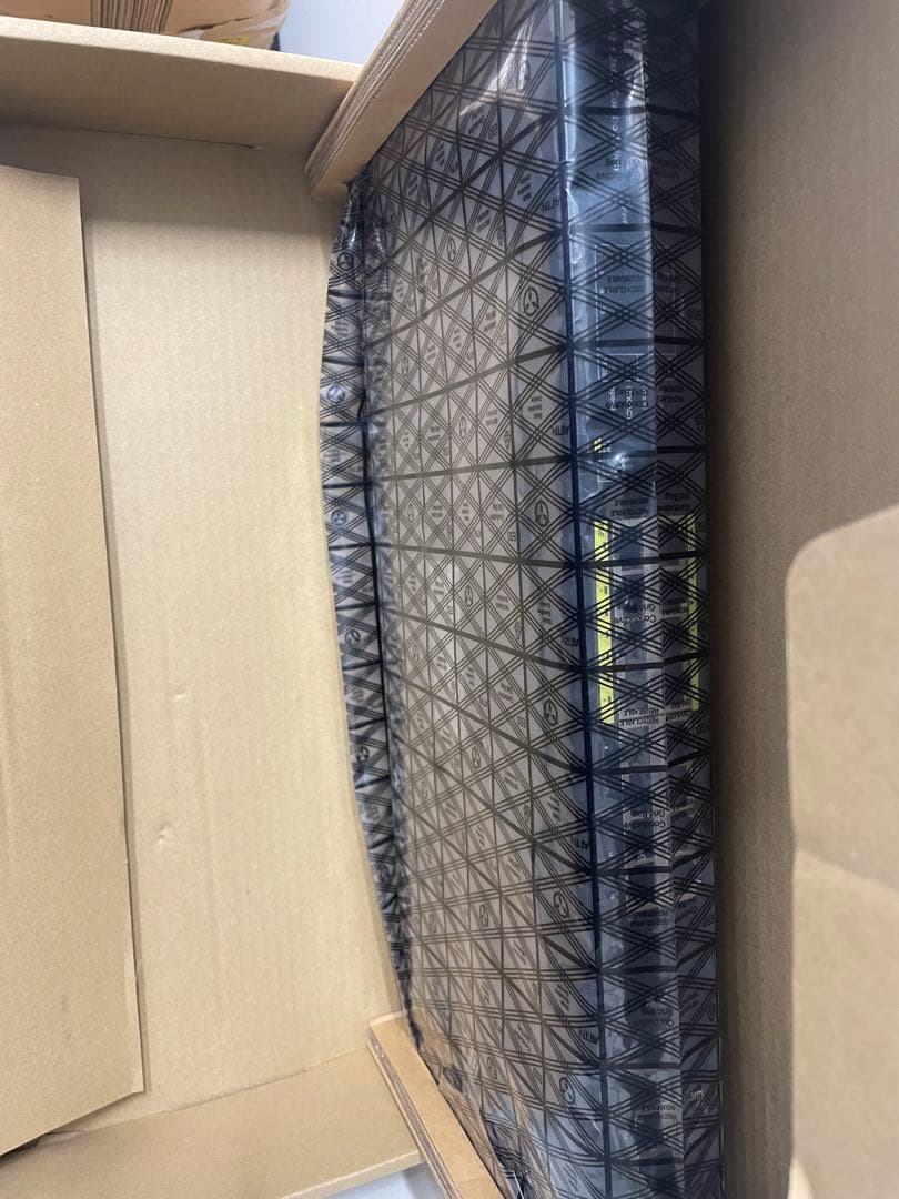 VIVOTEK AW-FGT-180C-250 16ポートのPoEスイッチ