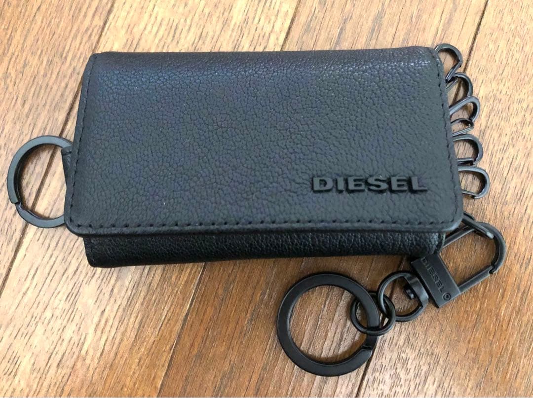 美品 ディーゼル DIESEL 6連キーケース 本革/ブラック