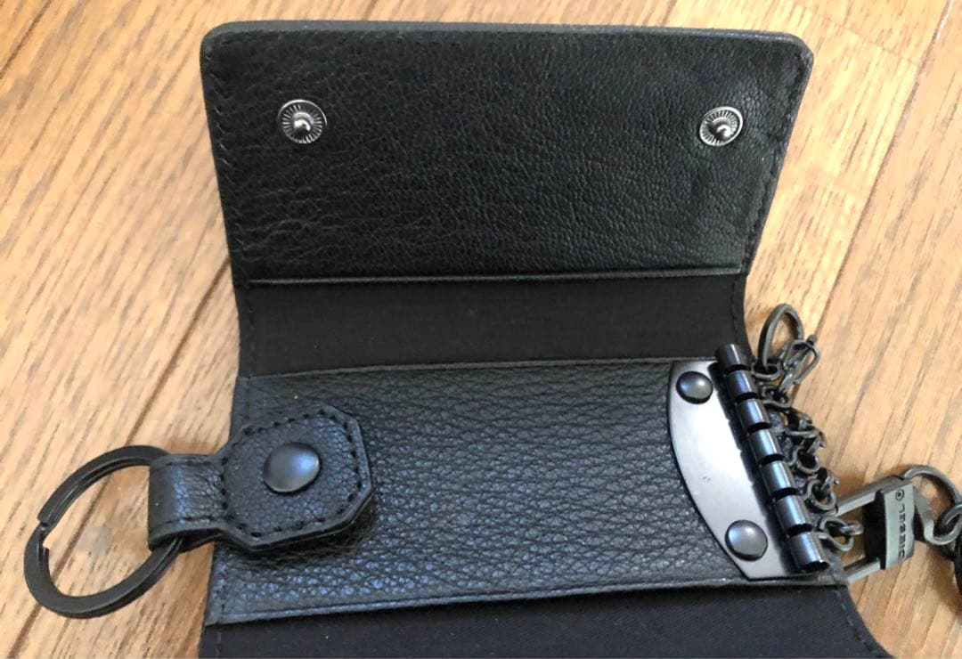 美品 ディーゼル DIESEL 6連キーケース 本革/ブラック