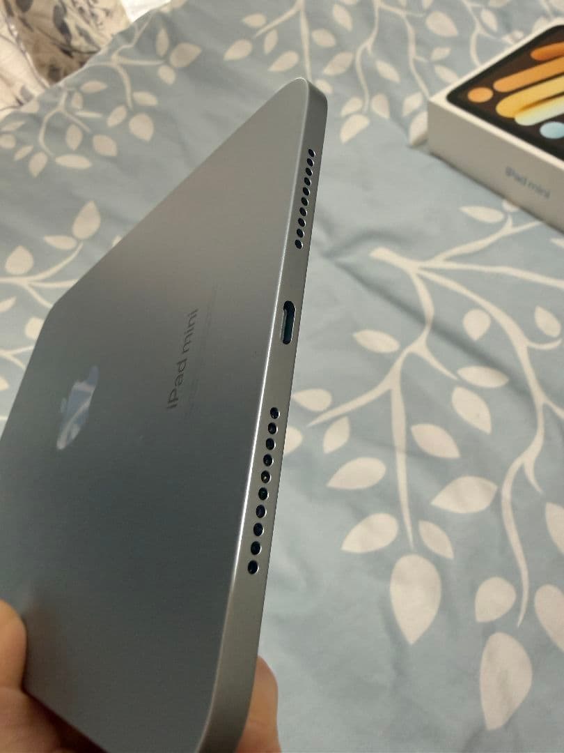 iPad mini 256GB A17Pro ブルー＋キーボード付