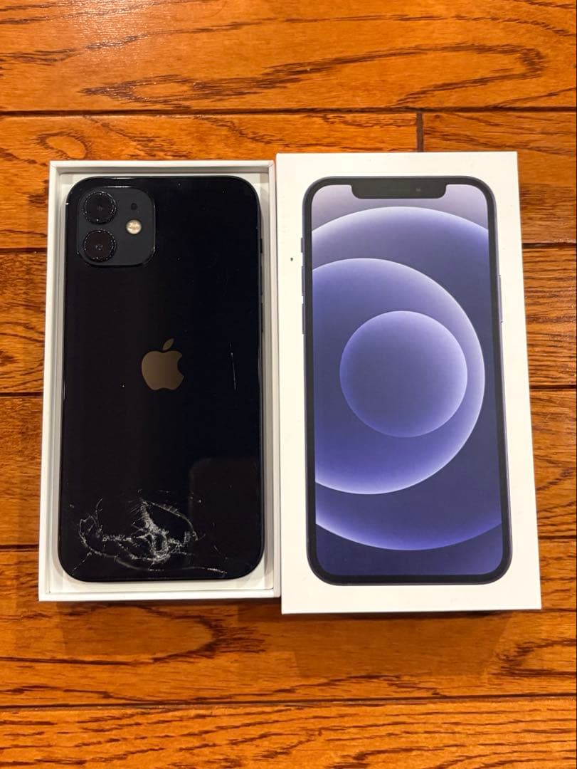 Apple iPhone 12 64GB ブラック 本体