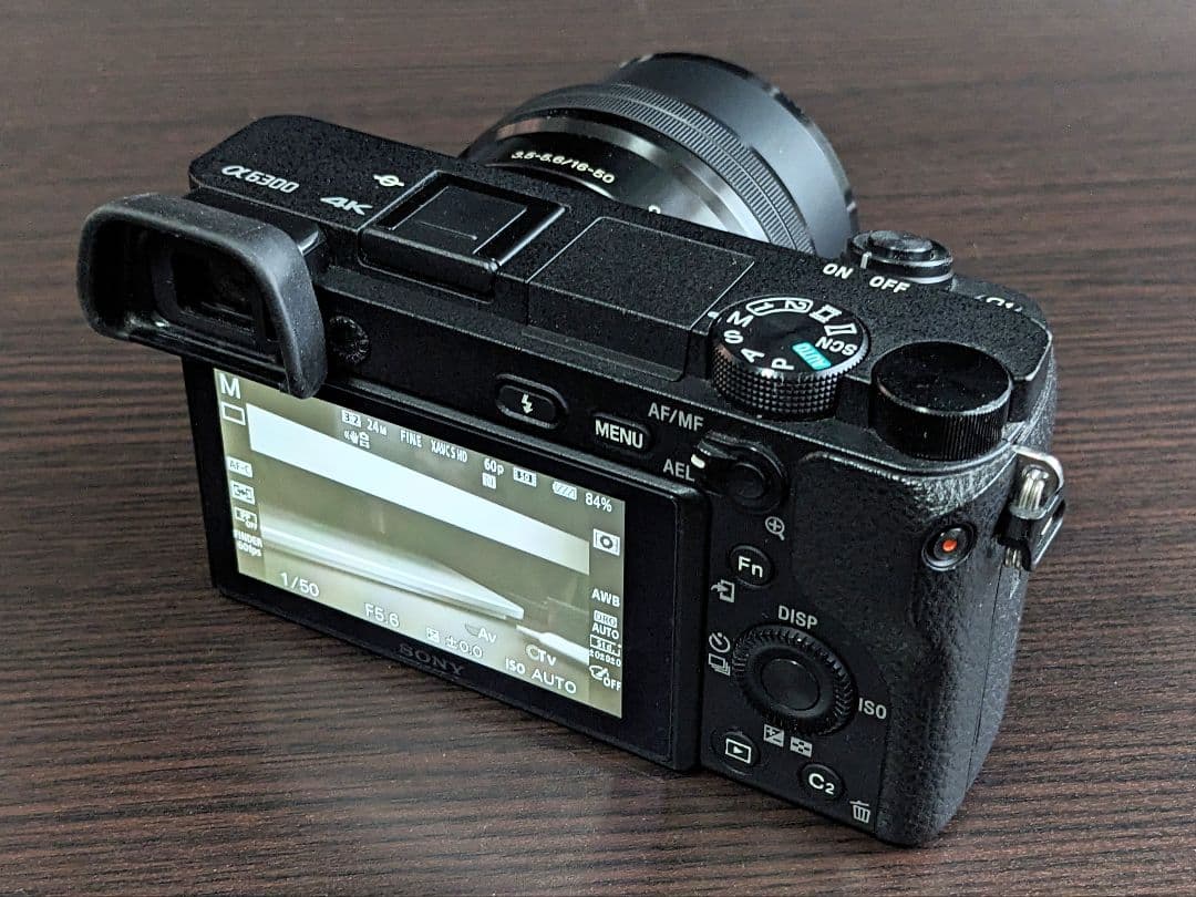 Sony α6300 ILCE-6300L パワーズームレンズキット ケージ付