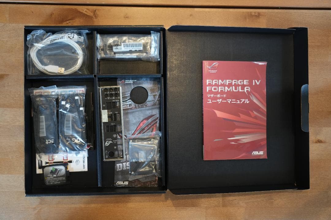 ASUS 「R.O.G.」マザーボード Rampage IV Formula