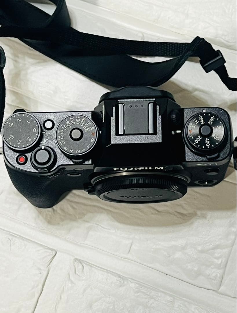 FUJIFILM フジフィルム ミラーレス X-T1 ブラック　レンズ付き