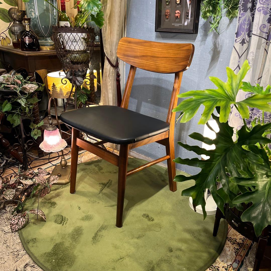 黒ぶたどん 　￼Sale 2脚セット　ウォールナット　北欧ST チェア