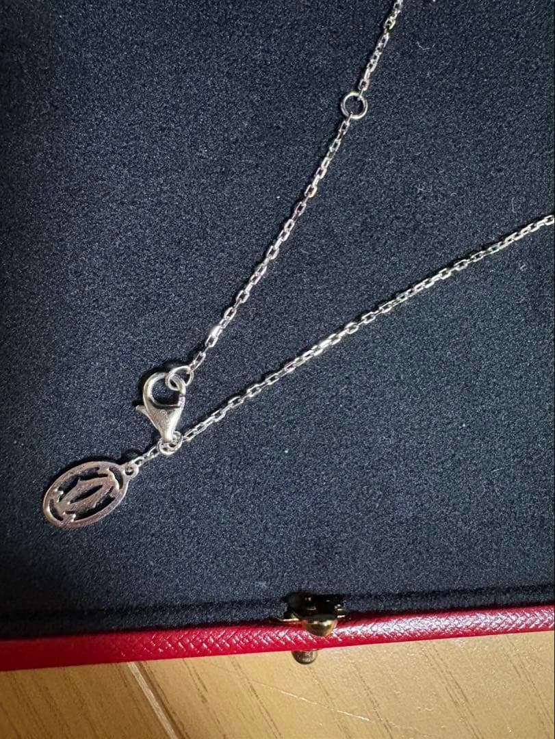 ko56さんせんようCartier シルバー ネックレス ロゴチャーム付き