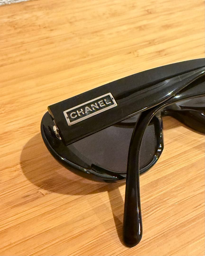 CHANEL ブラック サングラス 5119 ケース付