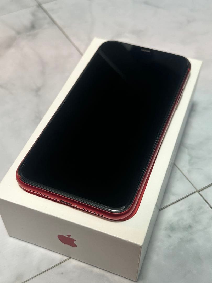 Apple iPhone 11 (PRODUCT(RED)) 本体　付属品付