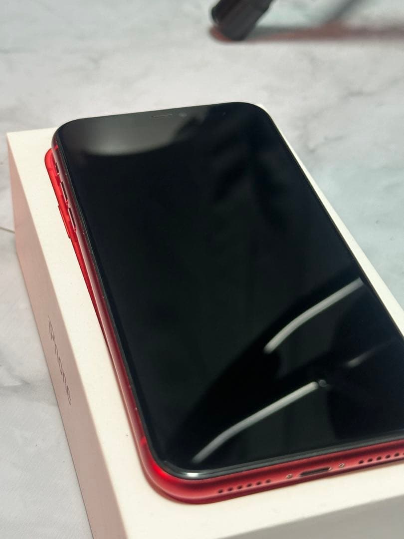 Apple iPhone 11 (PRODUCT(RED)) 本体　付属品付
