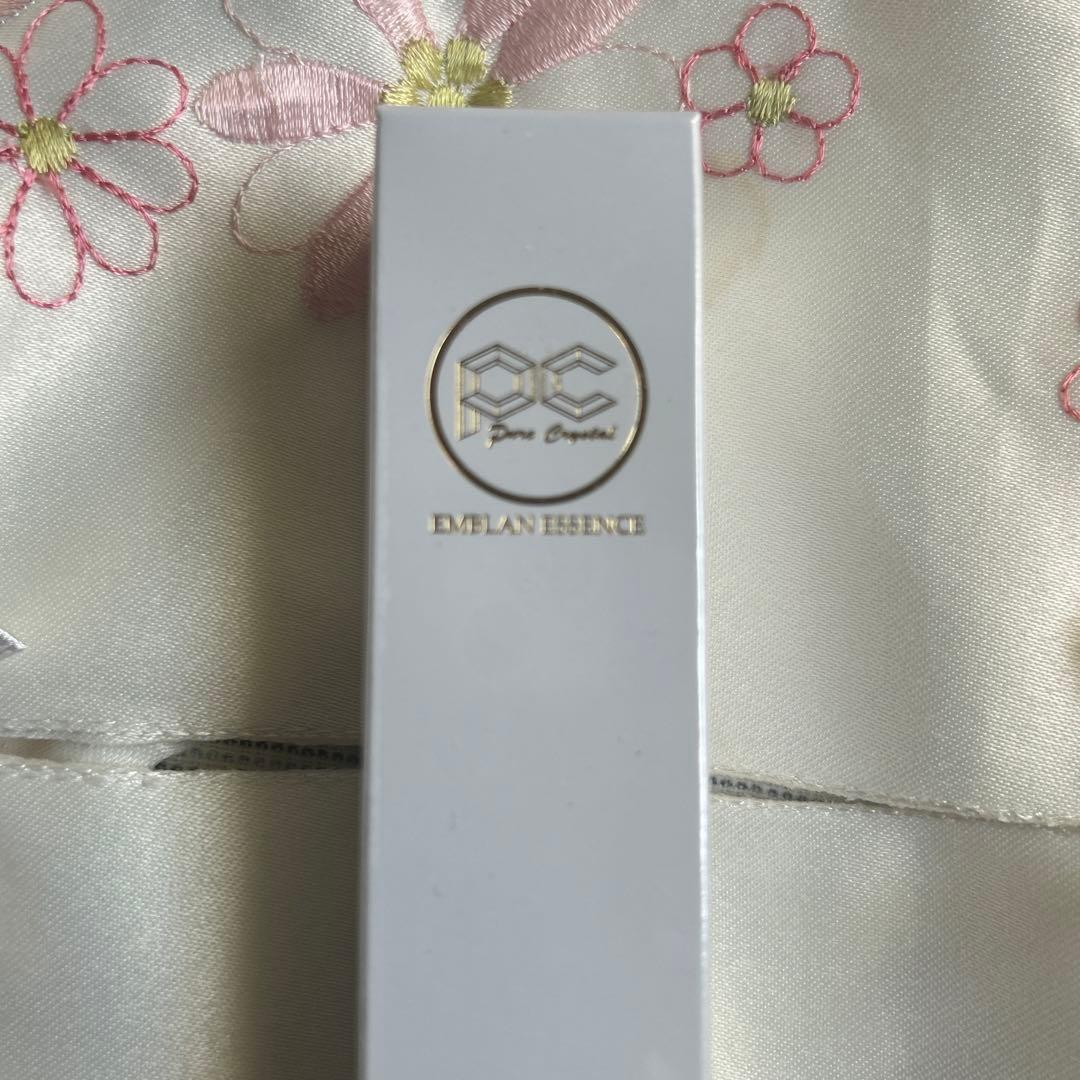 ピュアクリスタルのエムブランエッセンス　未開封品　35ml