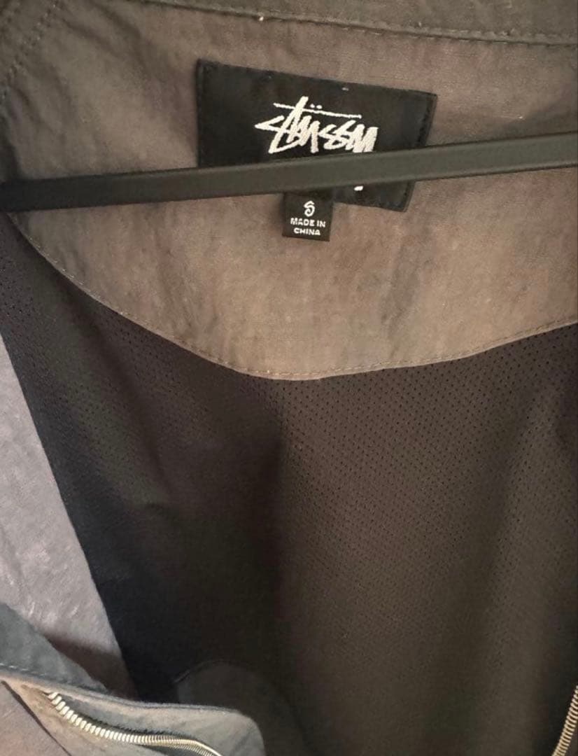 STUSSY フード付きナイロンジャケット Sサイズ ブラック　【即日発送】