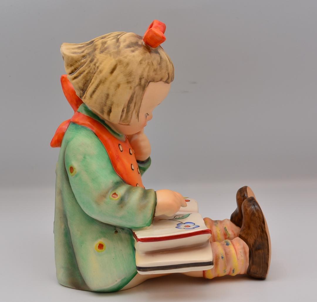 本の虫　＃8　女の子　★フンメル　ドイツ・ゲーベル　ラージ ご成約済み