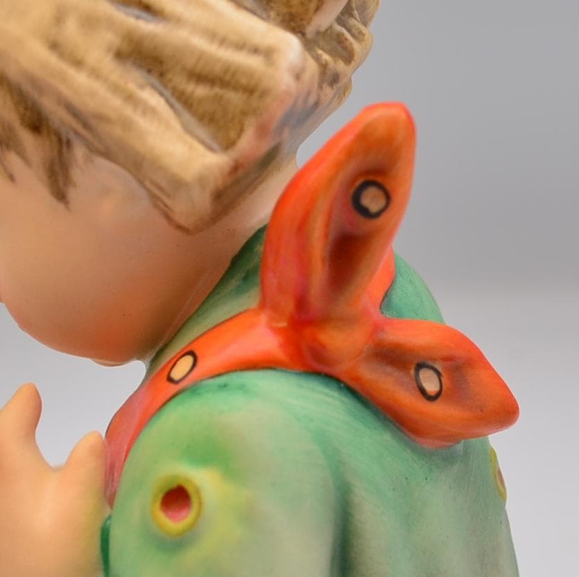 本の虫　＃8　女の子　★フンメル　ドイツ・ゲーベル　ラージ ご成約済み