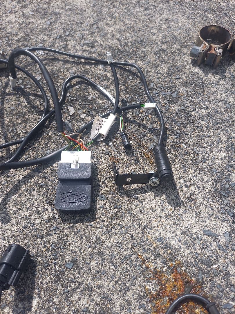 HHHハーレーソフテイルM8マフラー