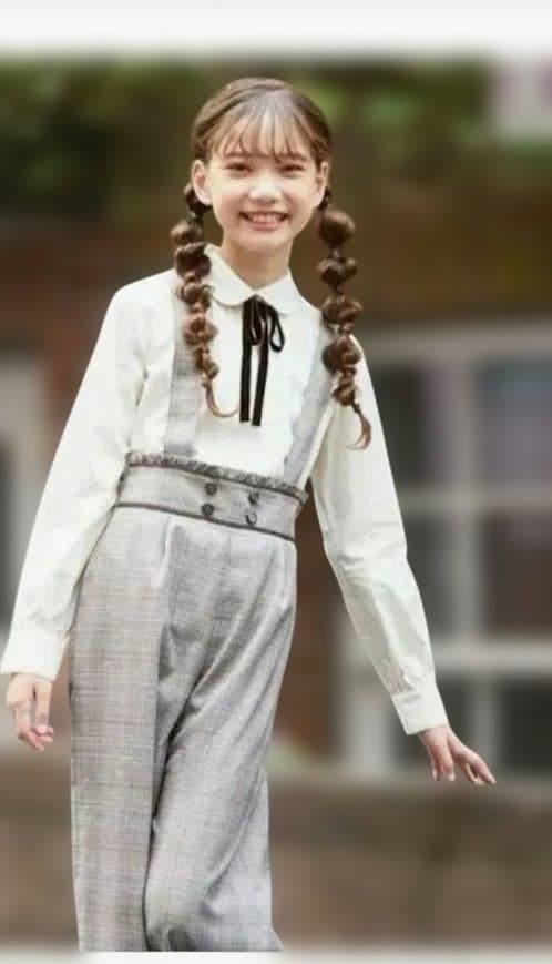 [ELLE en noir] エルアンノワール 卒業式 パンツスーツ　150