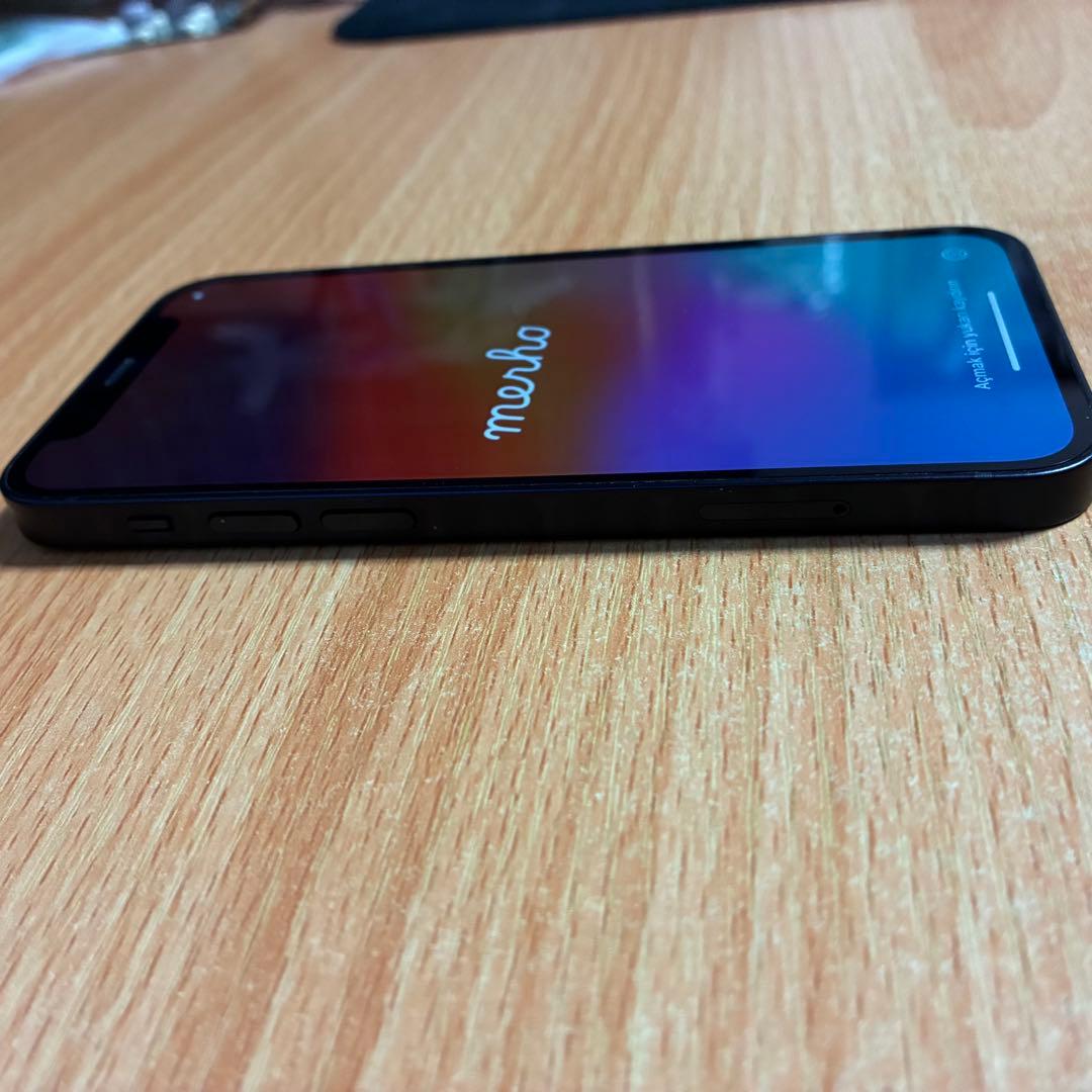 バッテリー容量 77% 128 GB iPhone12 mini