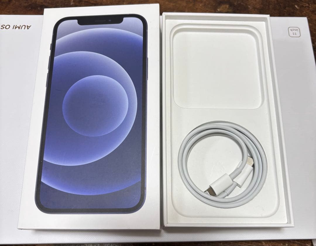 美品　Apple iPhone 12 128KB 黒 SIMフリー