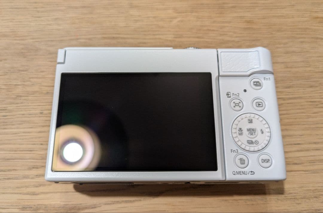 Panasonic高倍率ズームデジタルカメラLUMIX DC-TZ99-W