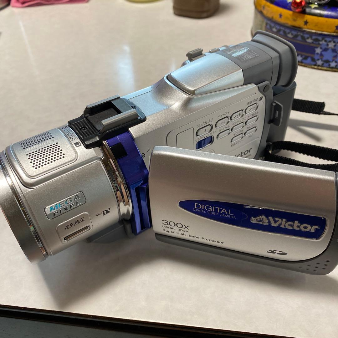 Victor DIGITALビデオカメラGR-DV550K ①