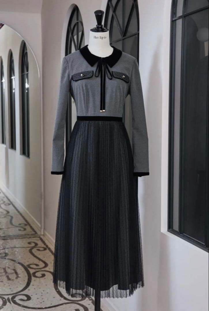 ワンピース herlipto Garnier Pleated Dress size S